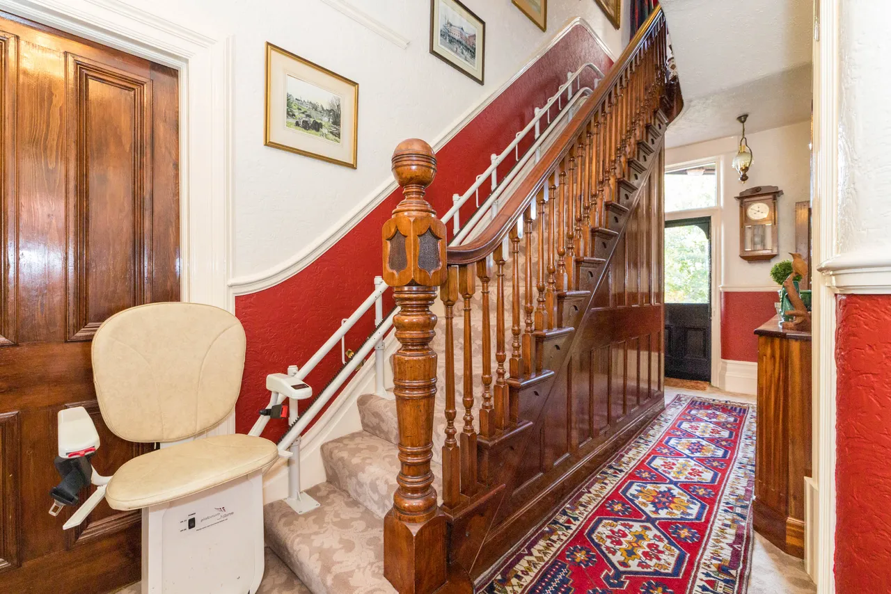 Wigan Lane, Whitley, WN1, photo 8