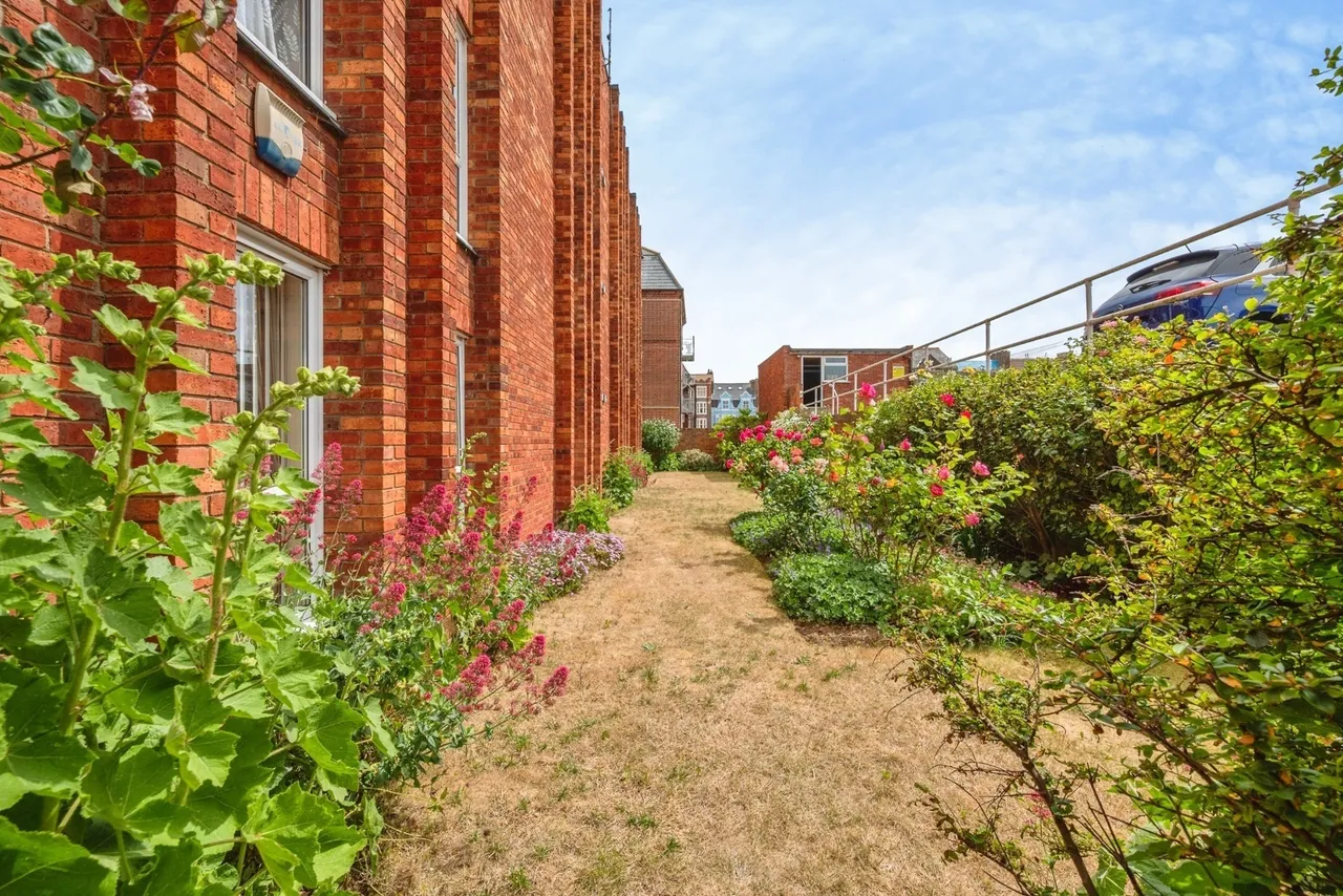Albany Court, Cromer, Norfolk, NR27, photo 8
