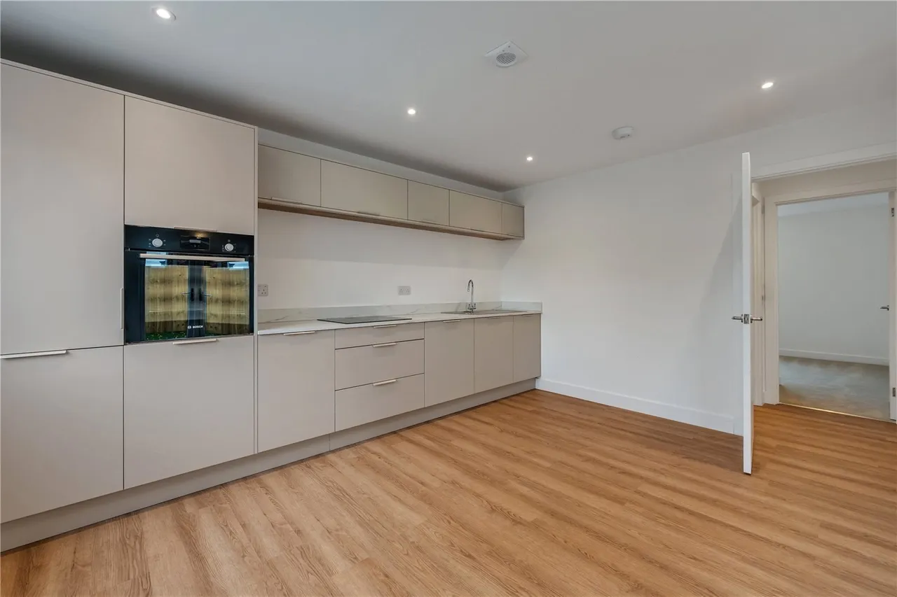 Stanshaw Road, Bristol, BS16, photo 4