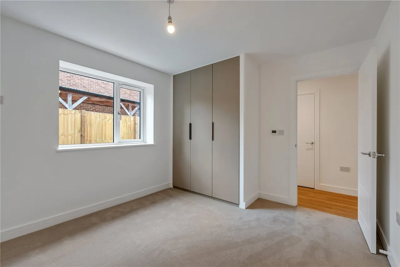 Stanshaw Road, Bristol, BS16, photo 14