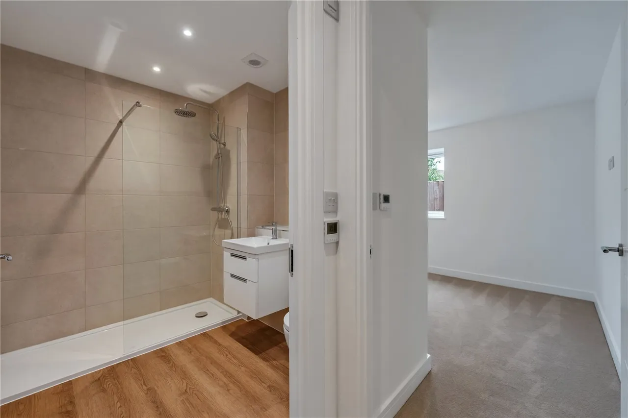 Stanshaw Road, Bristol, BS16, photo 6