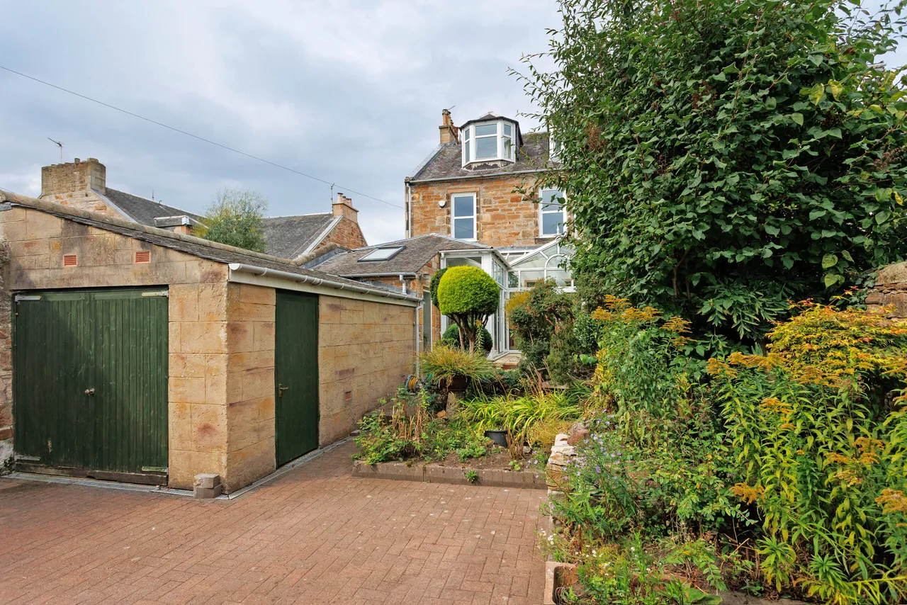 18 Midton Road, Ayr, KA7 2SF, photo 25