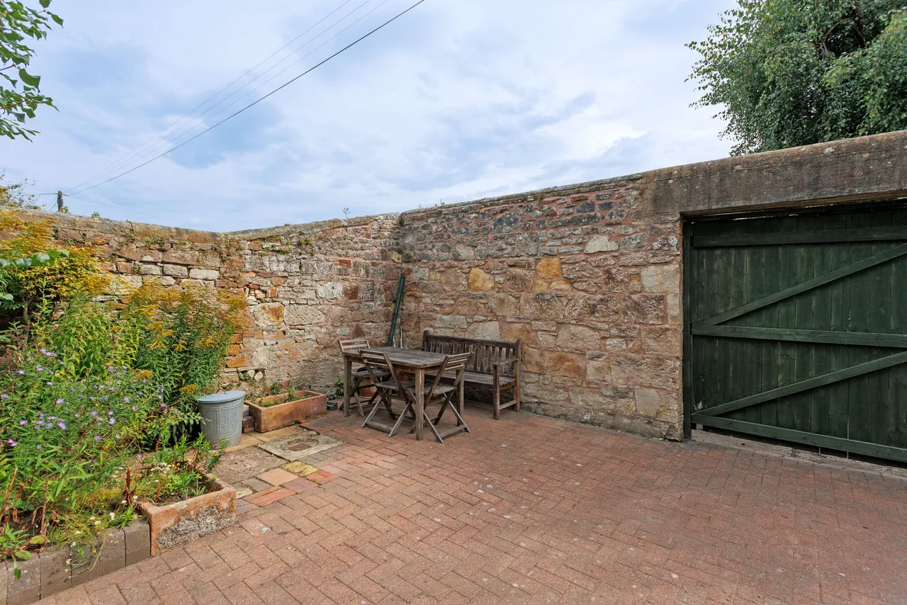 18 Midton Road, Ayr, KA7 2SF, photo 24