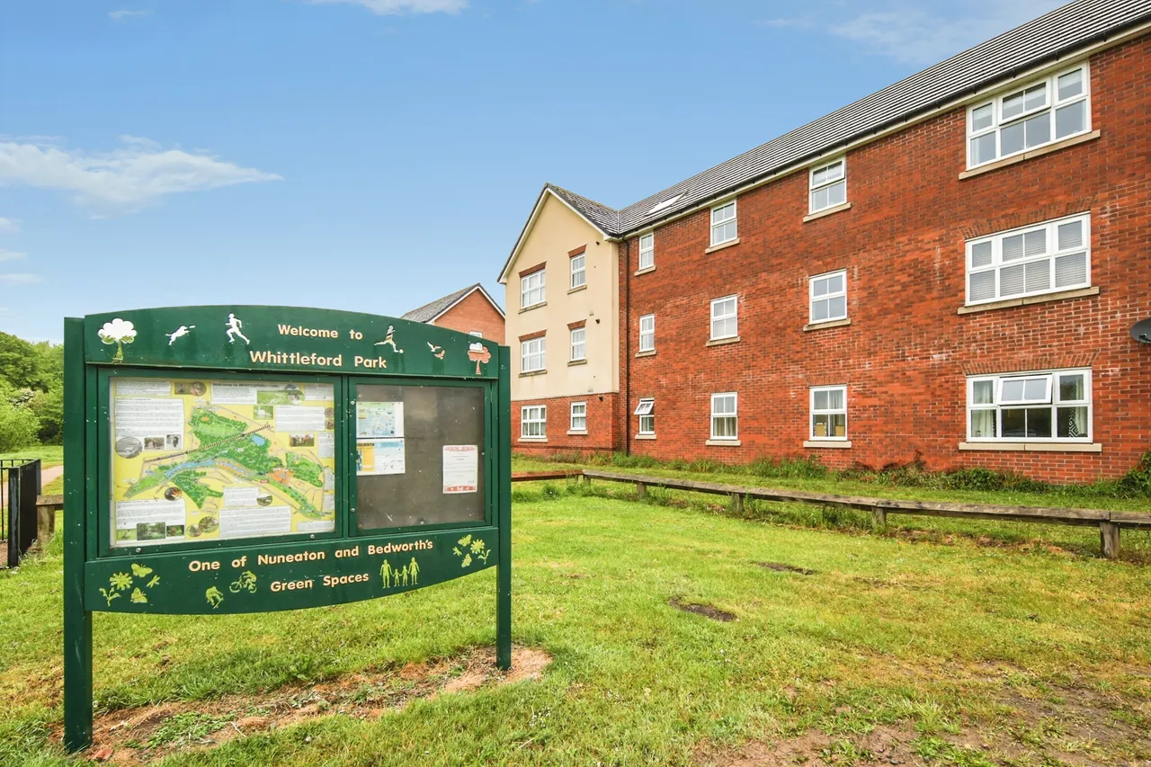 Damselfly Court, Nuneaton, photo 4