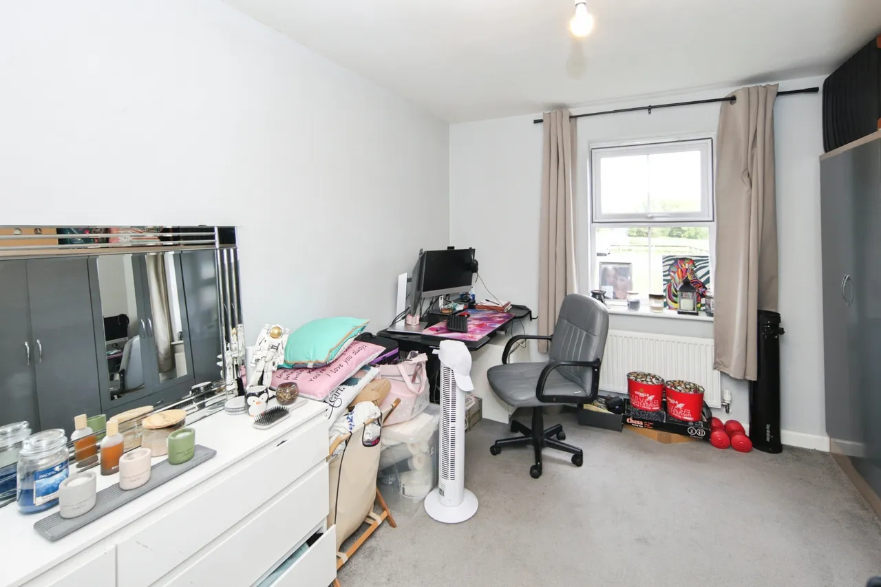 Damselfly Court, Nuneaton, photo 5