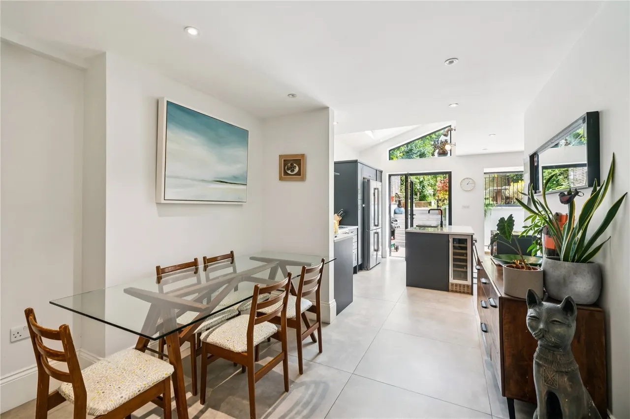 Endlesham Road, London, SW12, photo 5