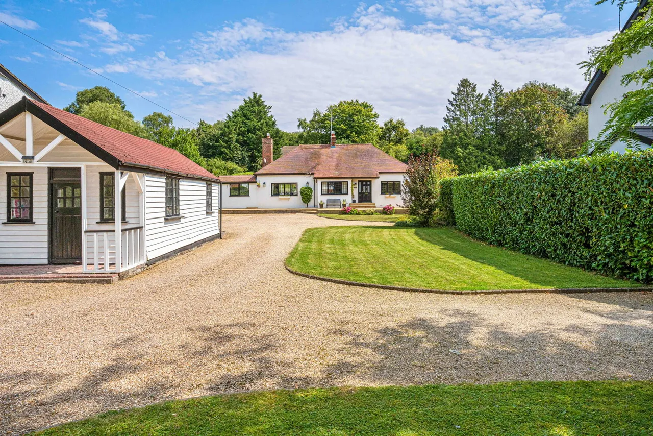 Codicote Road, Welwyn, AL6, photo 3