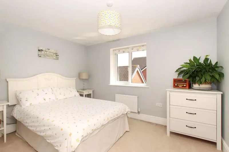 Hewgal Way, Aston Clinton, Buckinghamshire, HP22 5NP, photo 9