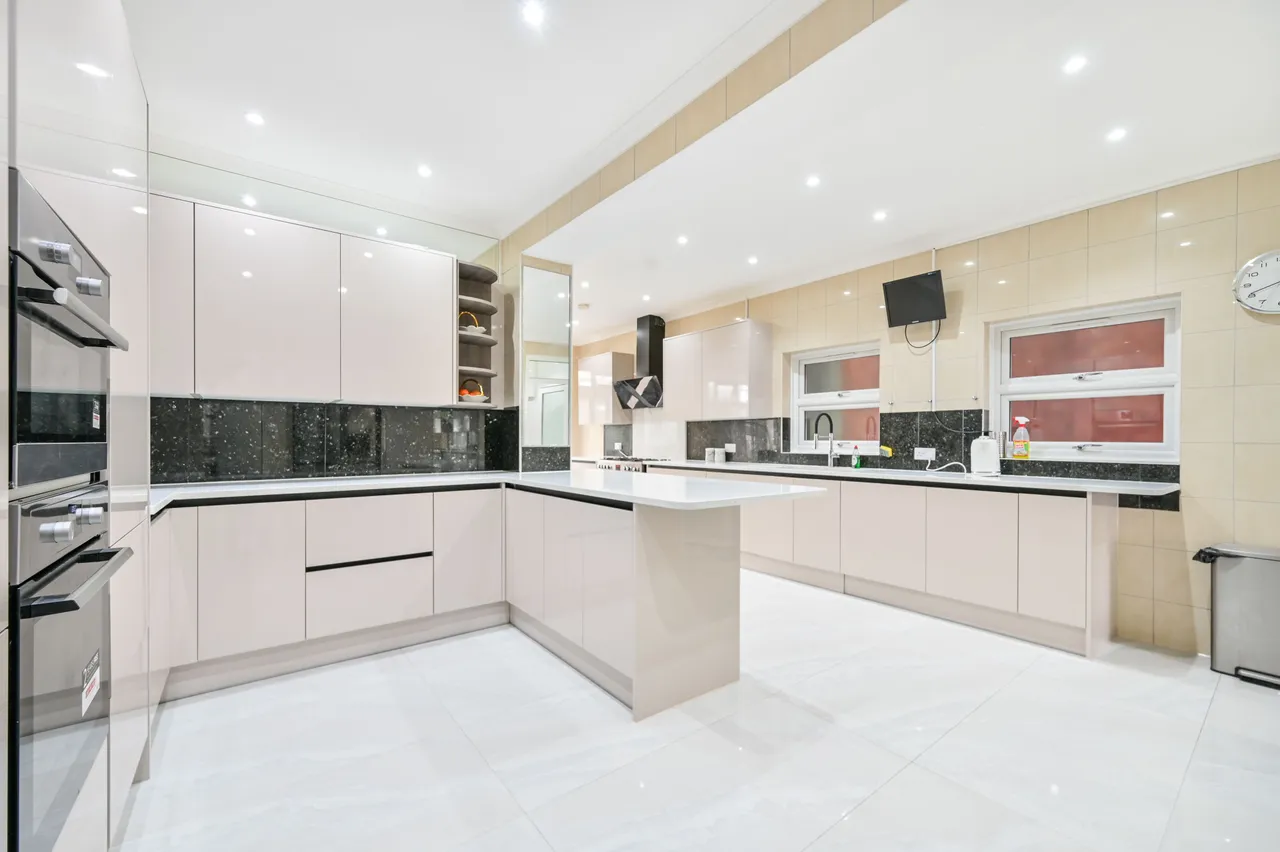 25 The Avenue, London, photo 3