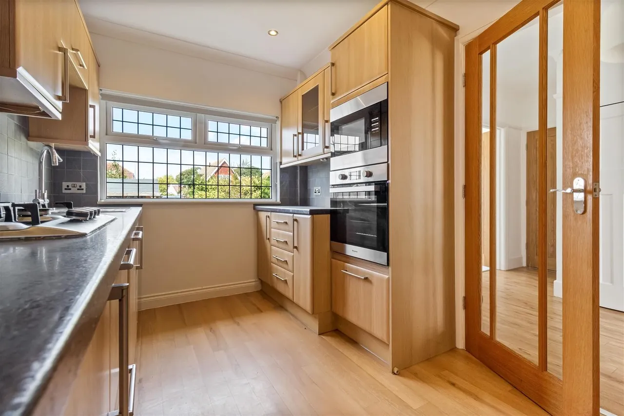 Beehive Lane, Ferring, Ferring Worthing, photo 6