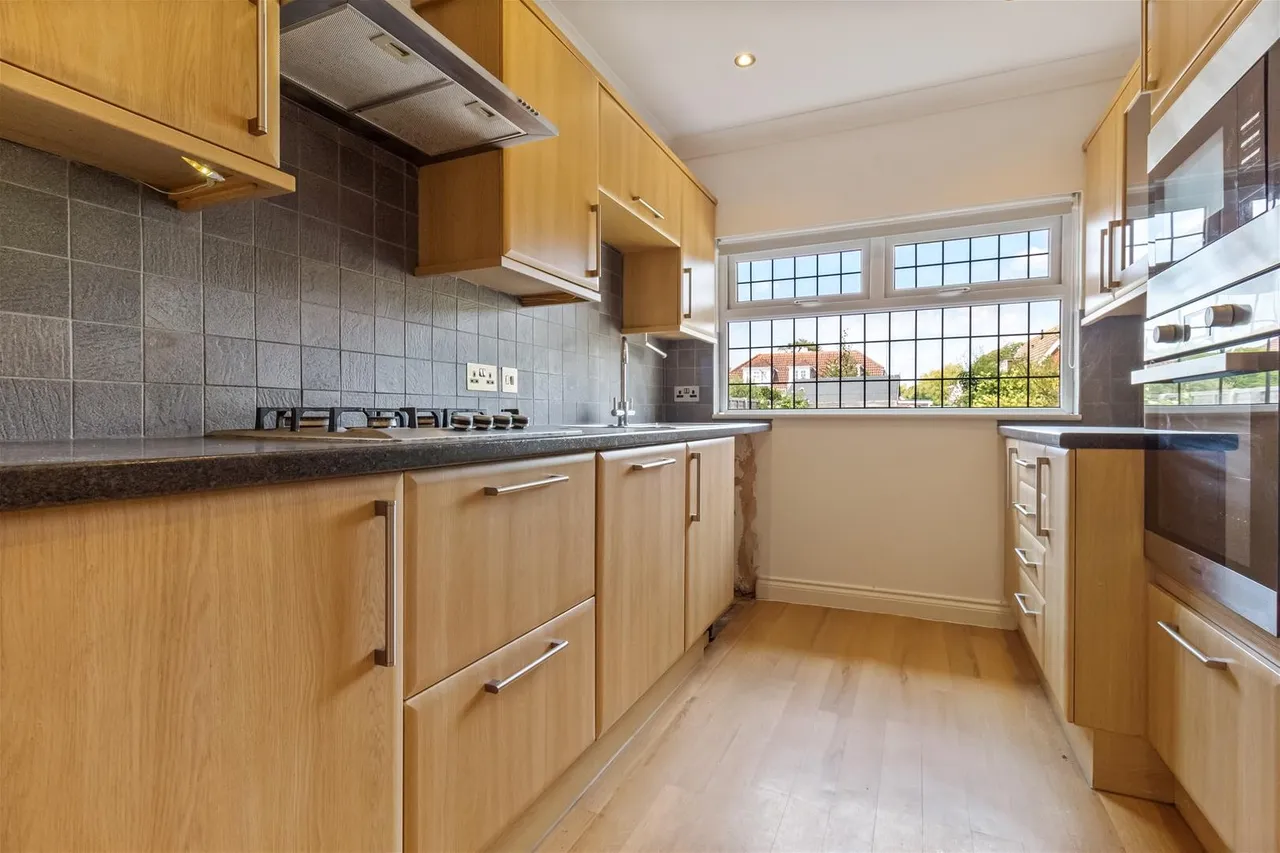 Beehive Lane, Ferring, Ferring Worthing, photo 4