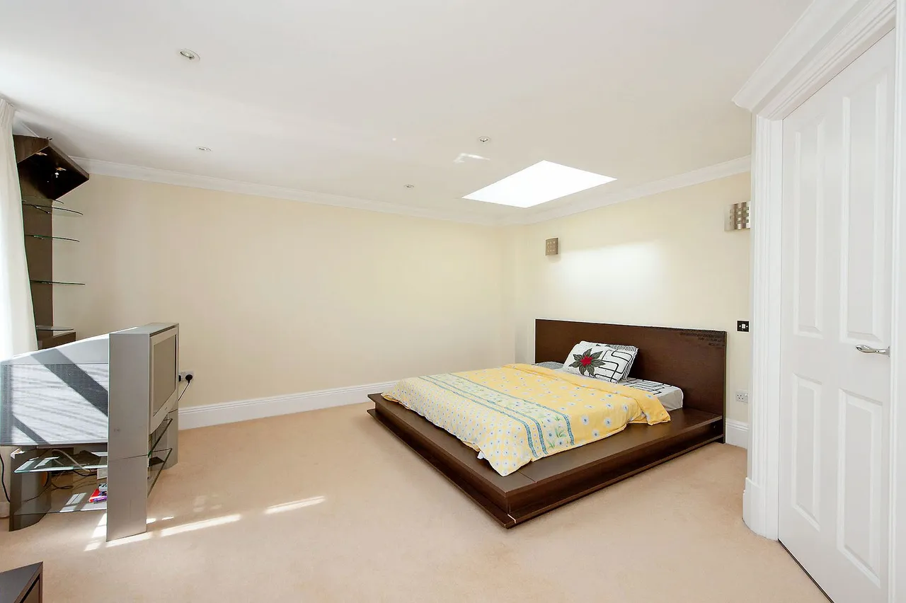 88 High Street, Harrow, photo 4