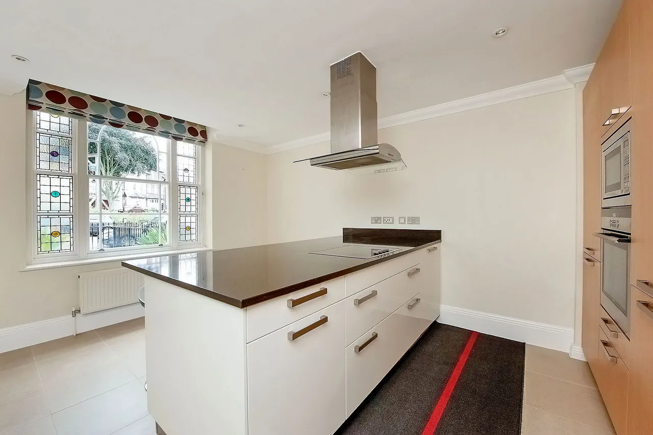 88 High Street, Harrow, photo 11