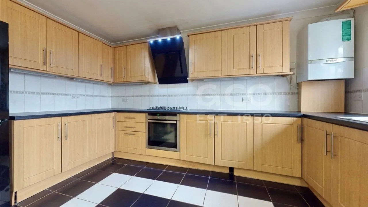 Betham Road, Greenford, UB6, photo 13