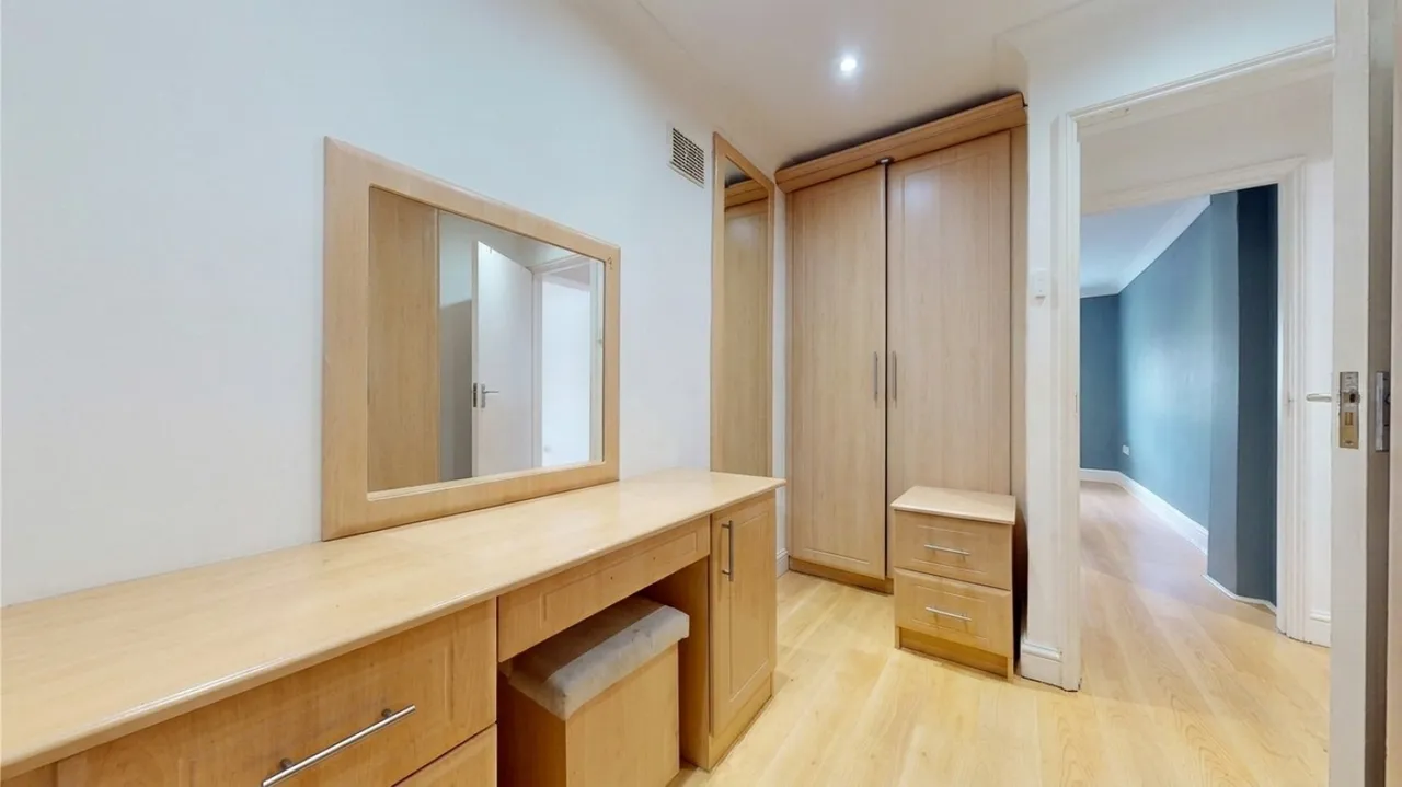 Betham Road, Greenford, UB6, photo 26