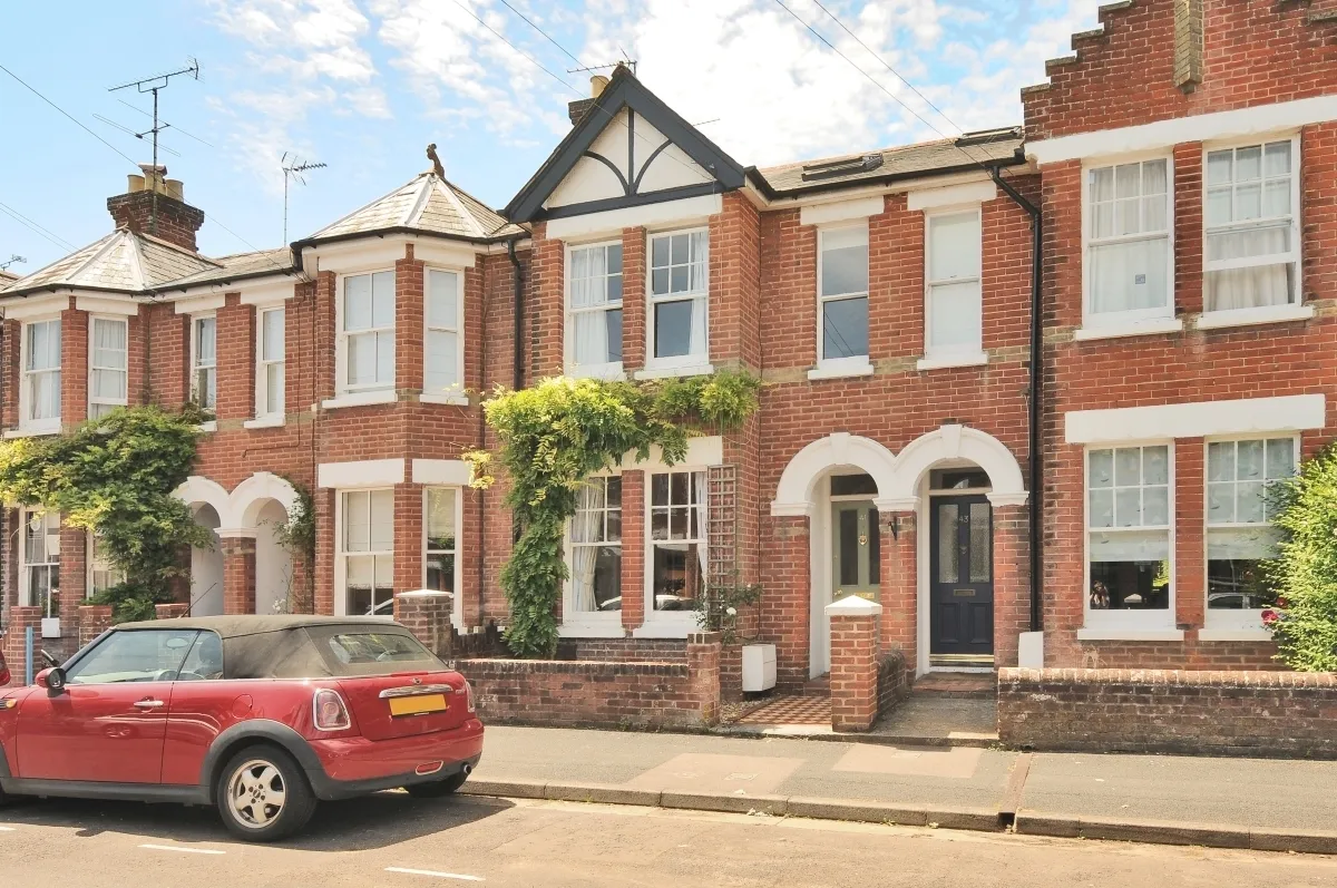3 bed house to rent — Egbert Road Winchester SO23