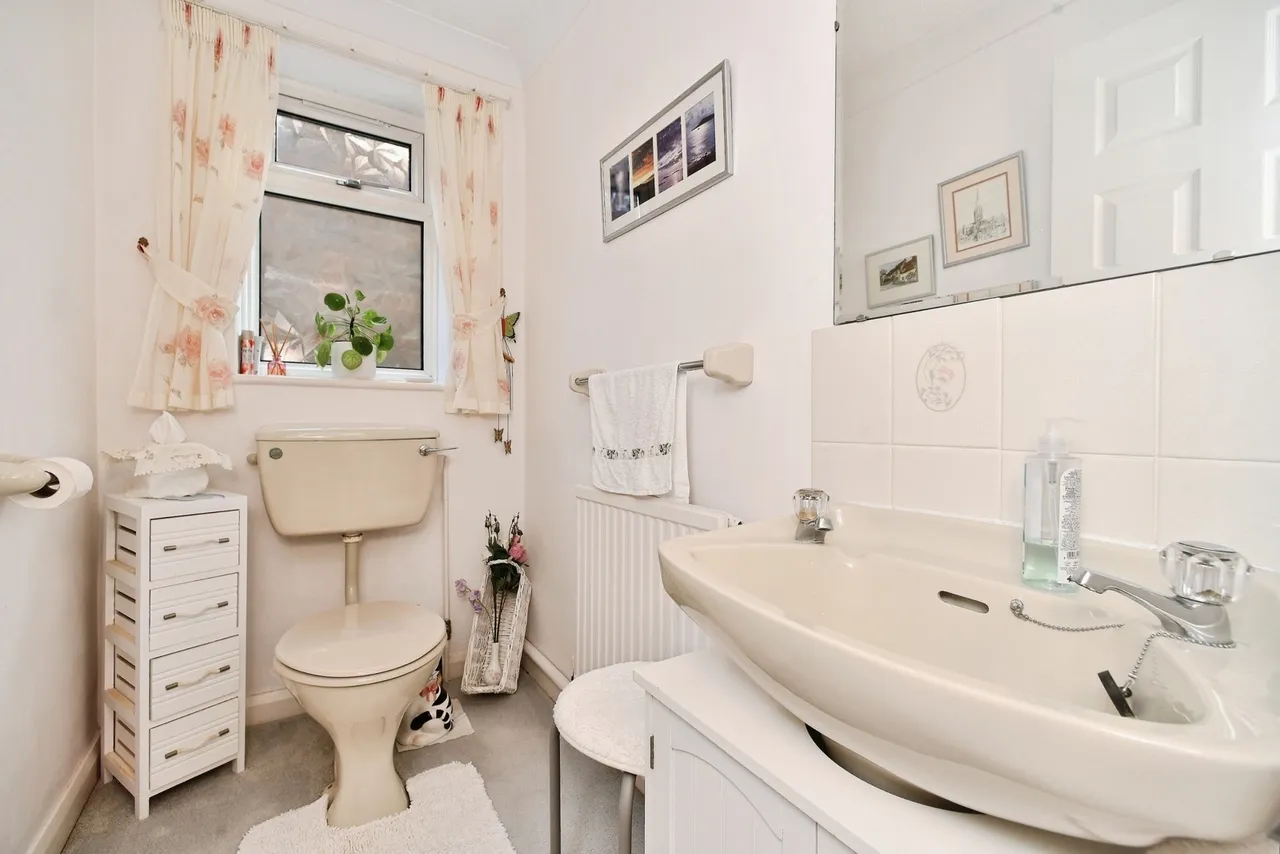 Lenham Avenue, Saltdean, BN2, photo 27