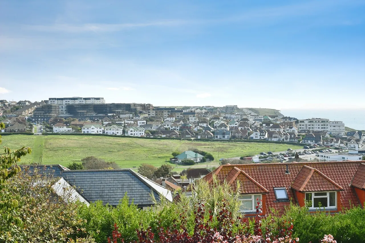 Lenham Avenue, Saltdean, BN2, photo 2