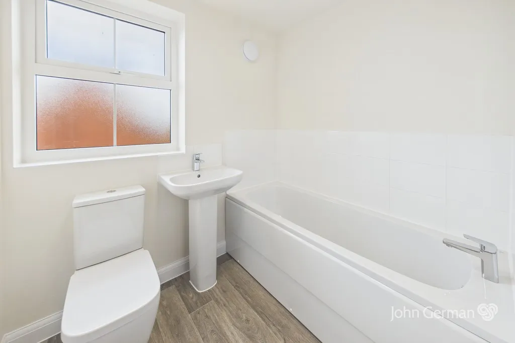 Evans Road, East Leake, photo 8