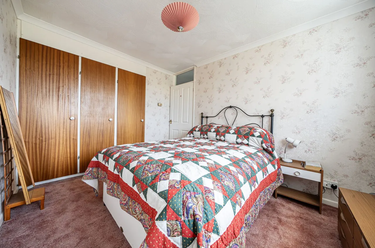 Glen Crescent, Selsey, PO20, photo 9