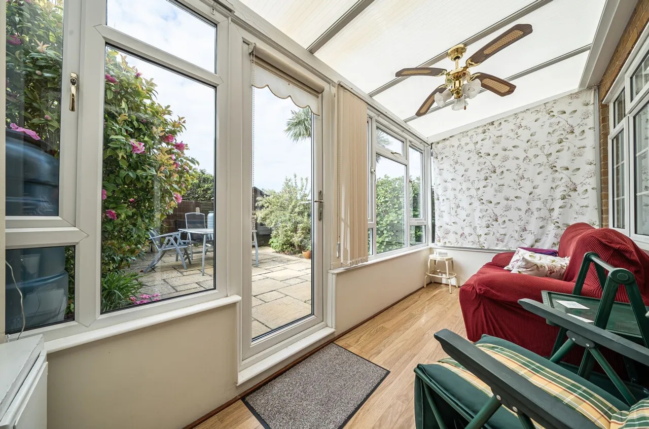 Glen Crescent, Selsey, PO20, photo 7