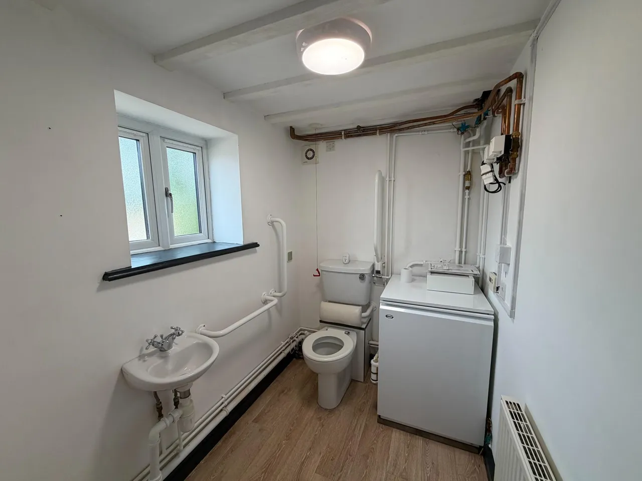 Fosse Road, Shakerdale Farm, Car Colston, NG13, photo 8