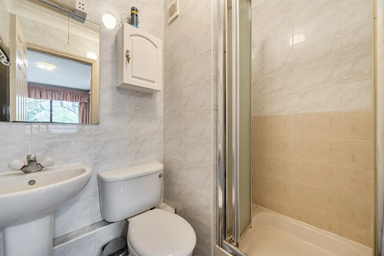 The Ridgeway, Enfield, photo 6