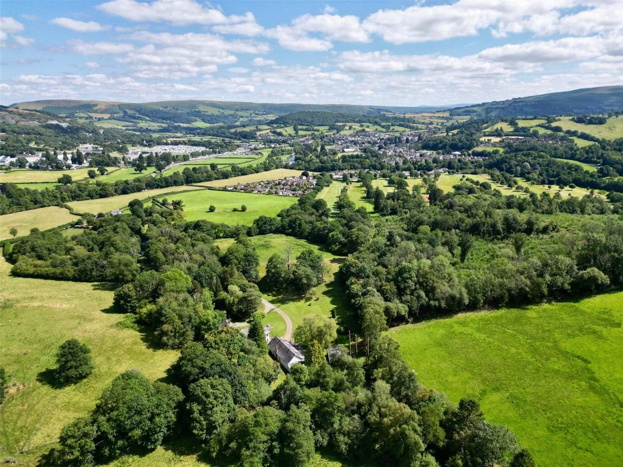Golf Links Road, Builth Wells, photo 28