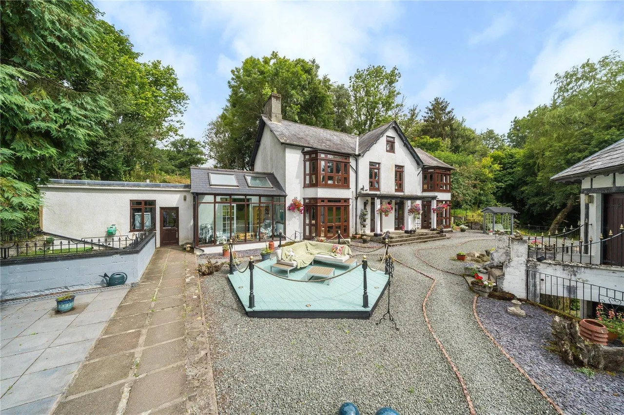 Golf Links Road, Builth Wells, photo 26