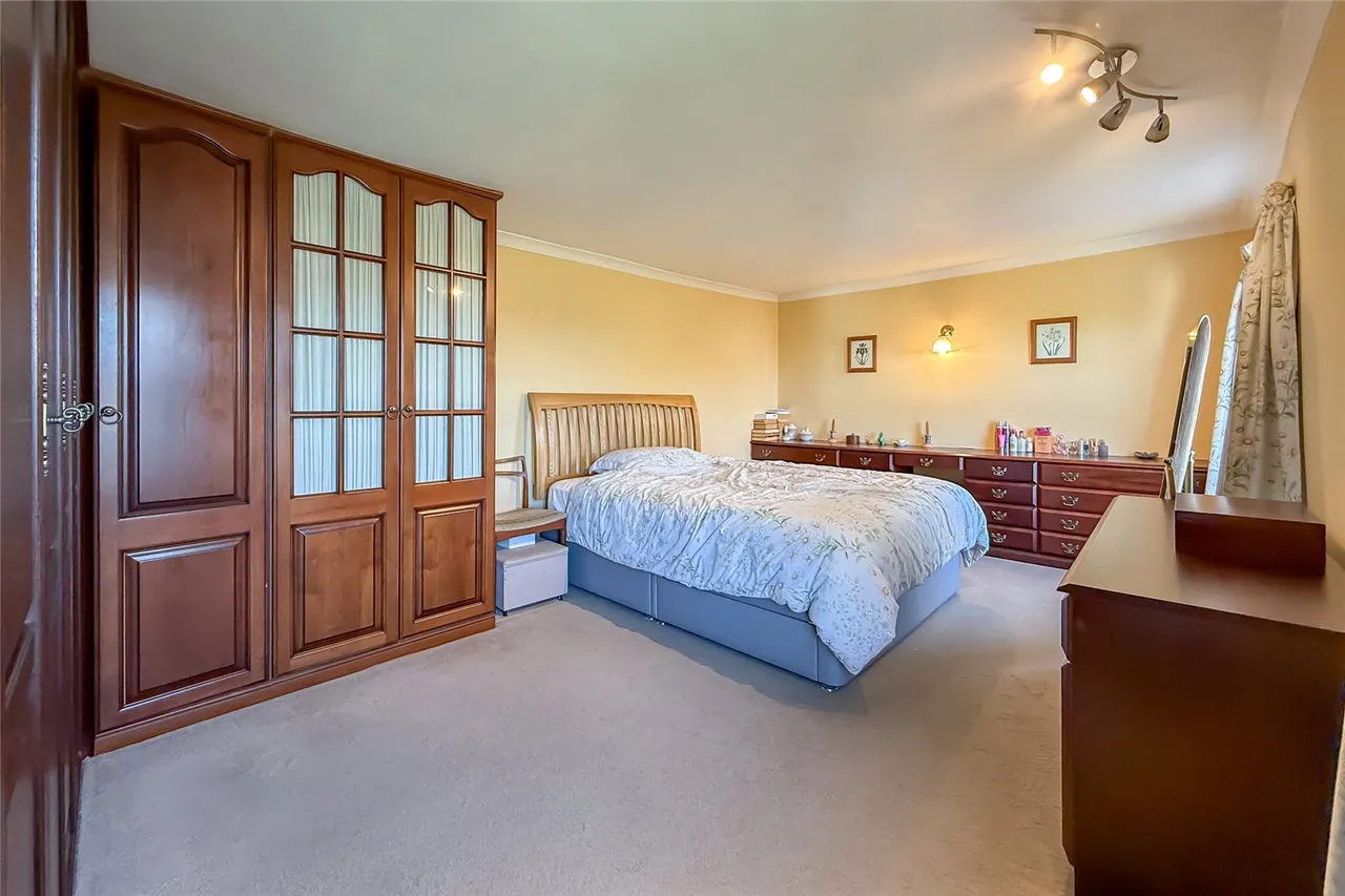 River Hill, Flamstead, Hertfordshire, AL3 8DA, photo 3