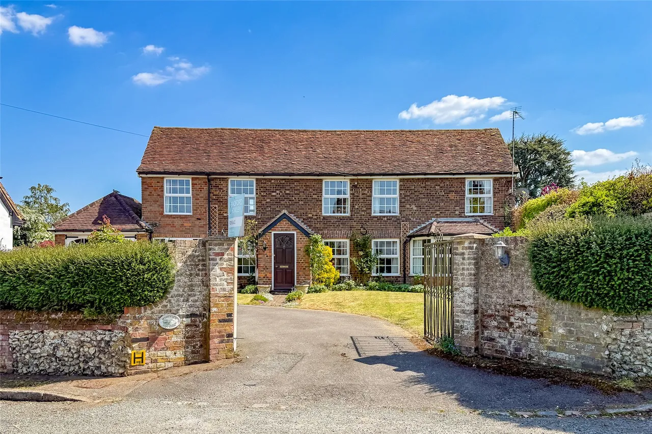 River Hill, Flamstead, Hertfordshire, AL3 8DA, photo 12