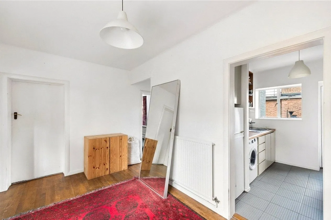 Clissold Crescent, London, N16, photo 10