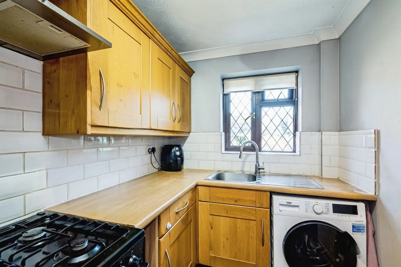 Parslow Close, Aylesbury, photo 8