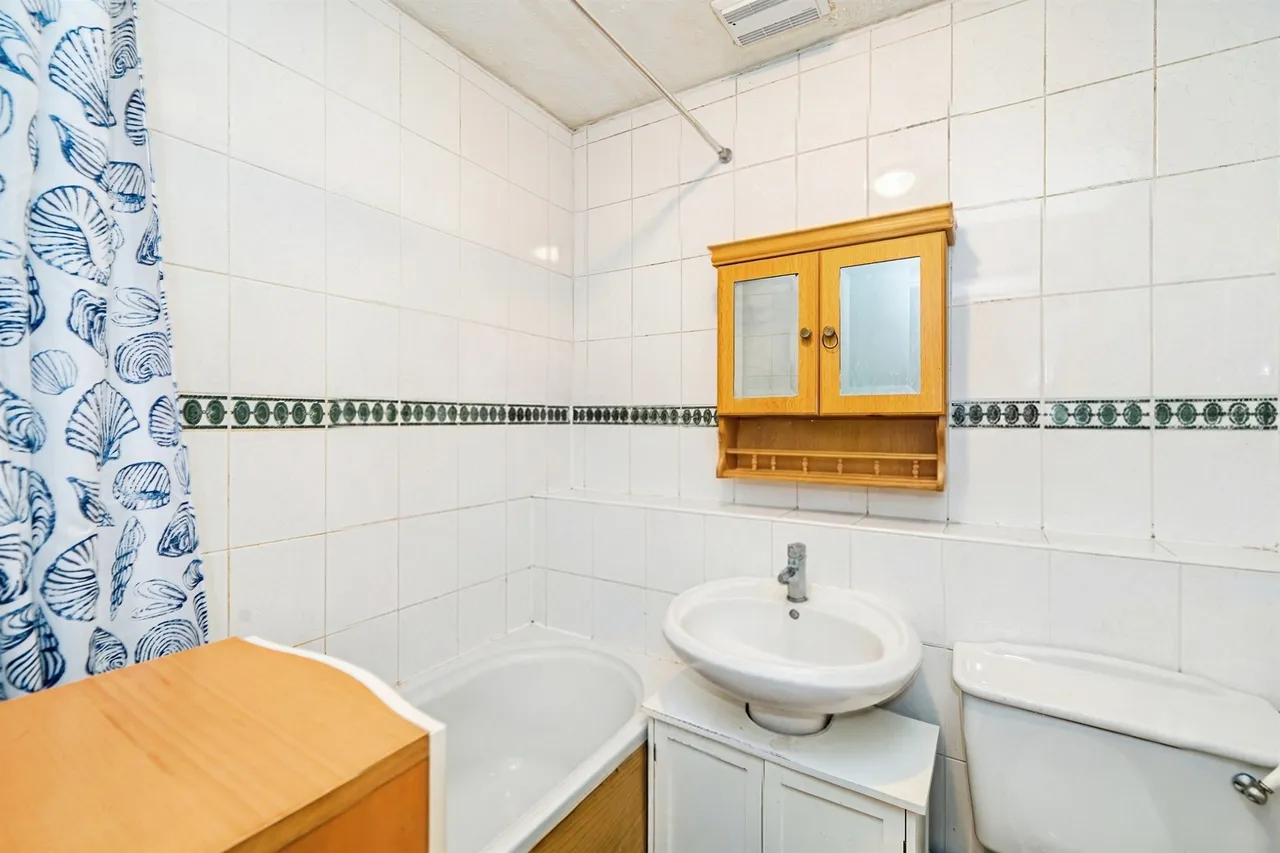 Parslow Close, Aylesbury, photo 3
