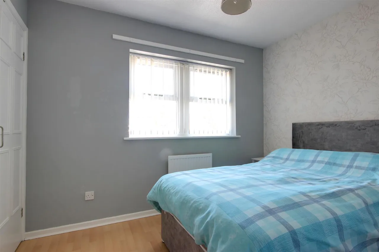 Swallowfield Drive, Hull, photo 10