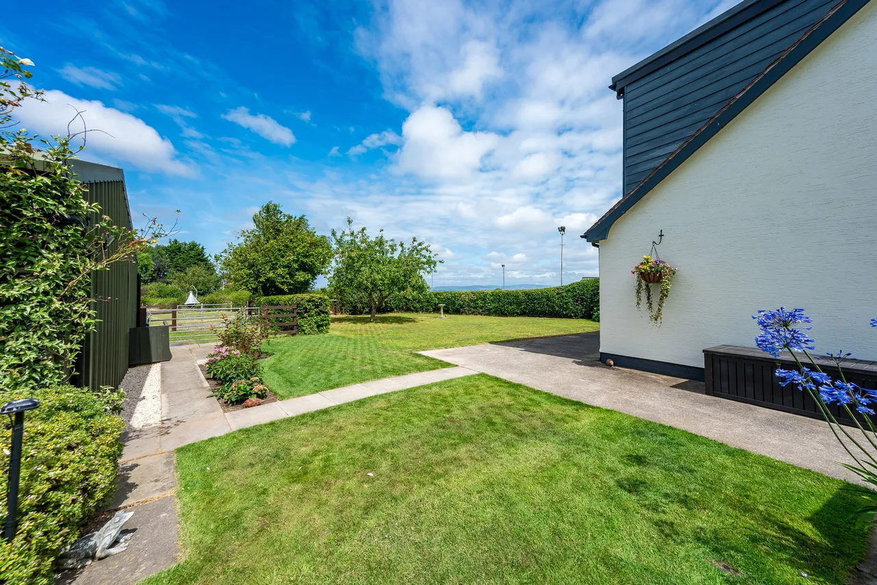 Bonds Lane, Elswick, PR4, photo 34