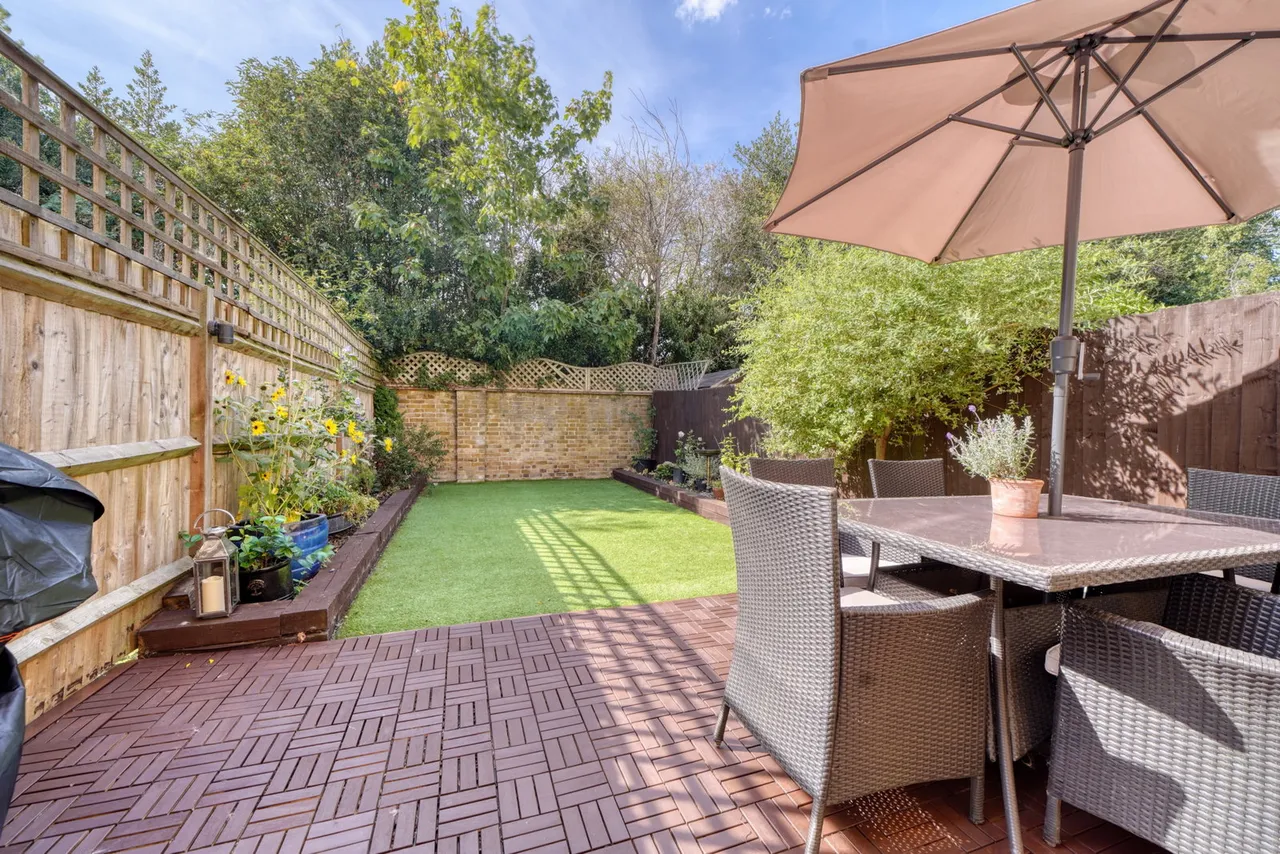 Porthallow Close, Orpington, BR6 9XU, photo 2