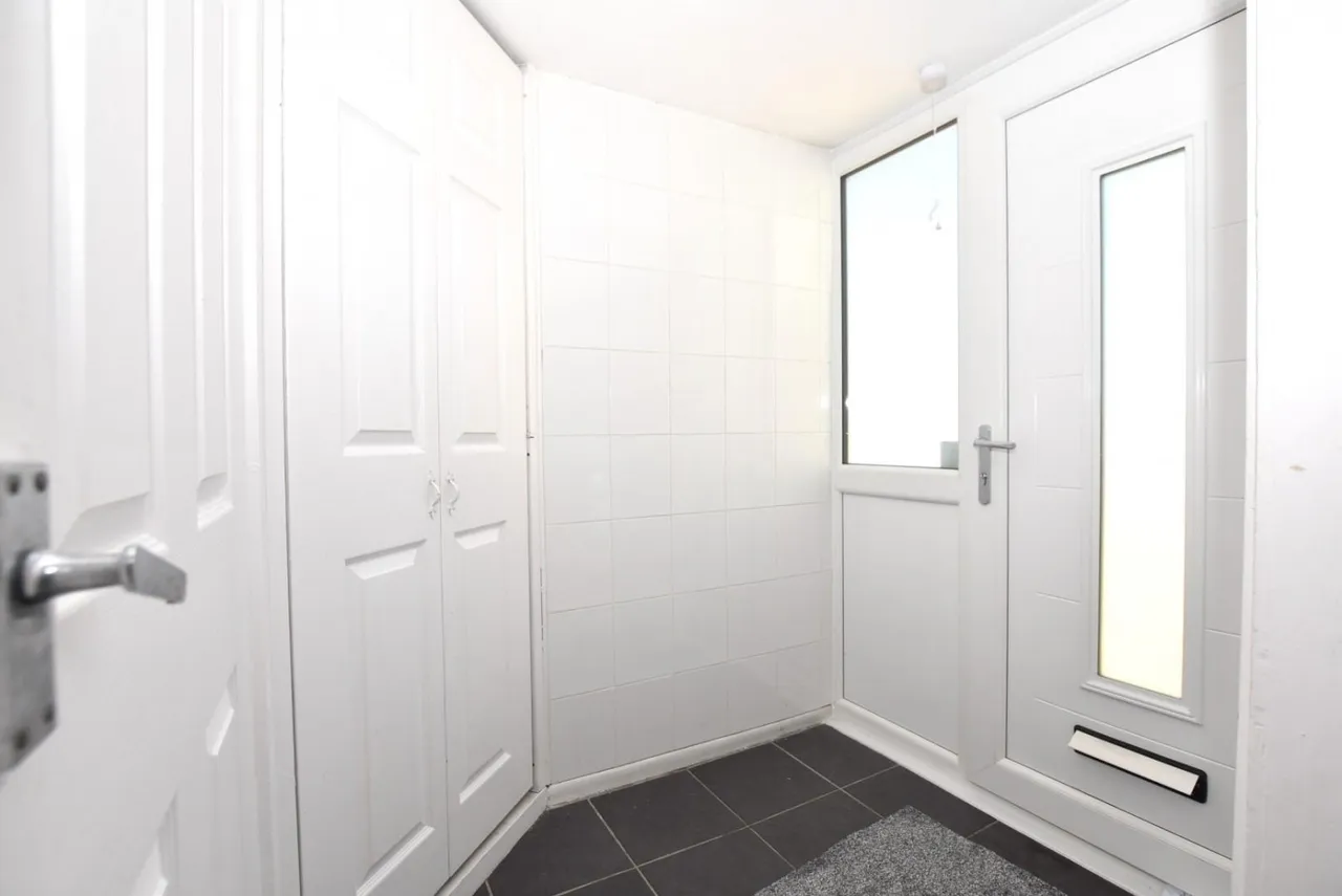 Elton View, Staveley, S43, photo 2