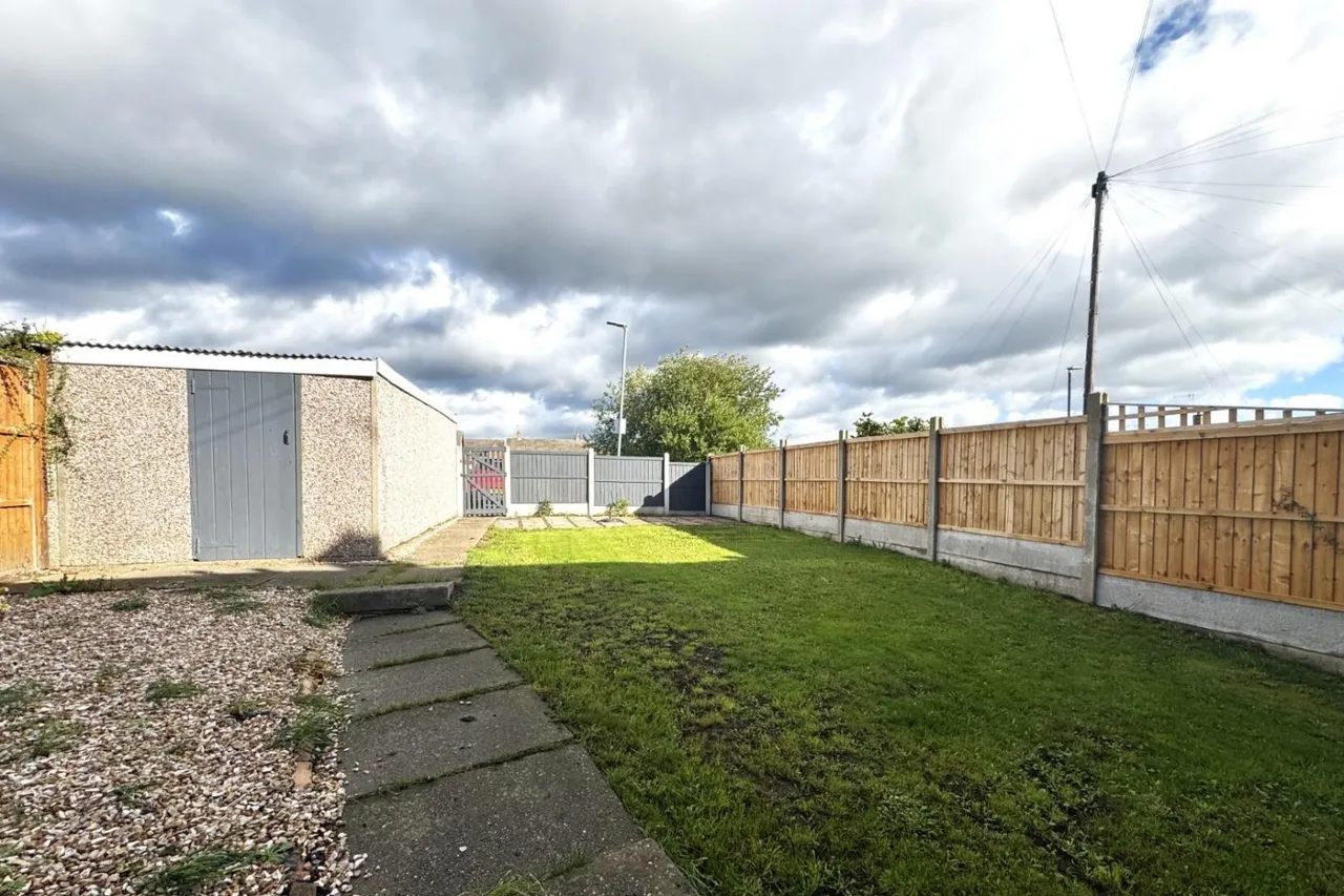 Elton View, Staveley, S43, photo 26