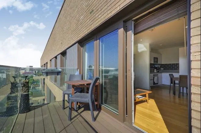 22 John Harrison Way, London, photo 8