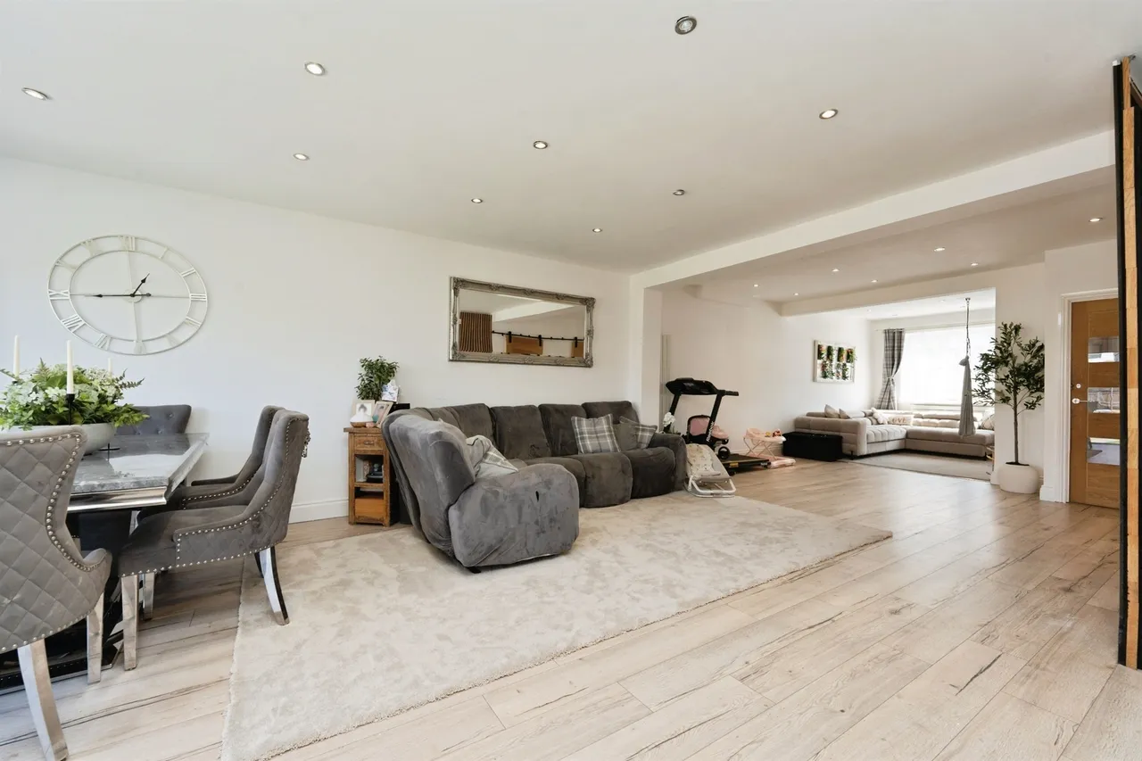 Sefton Avenue, Harrow, photo 4