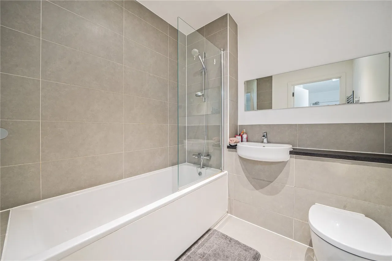 Gurnell Grove, Ealing, W13, photo 14