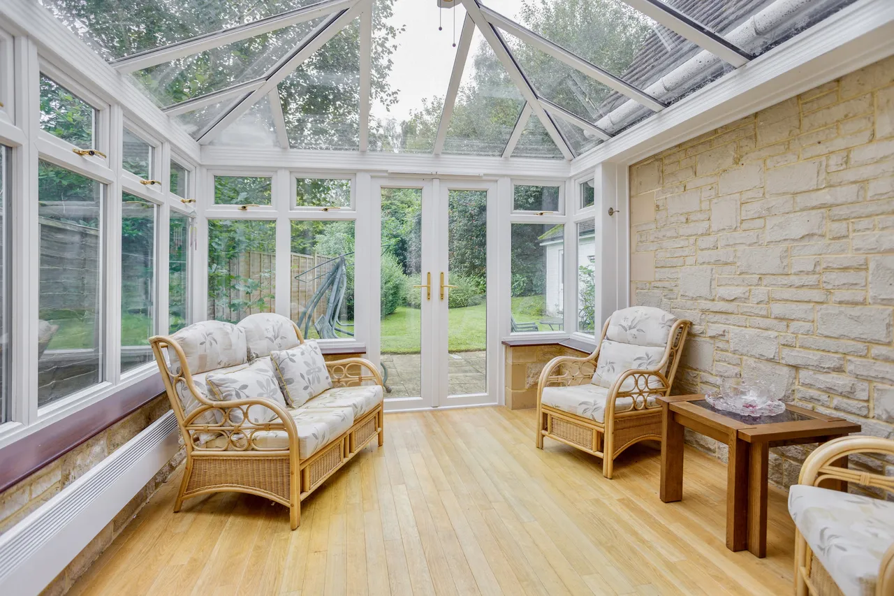 Church Hill, Nutfield, RH1, photo 6