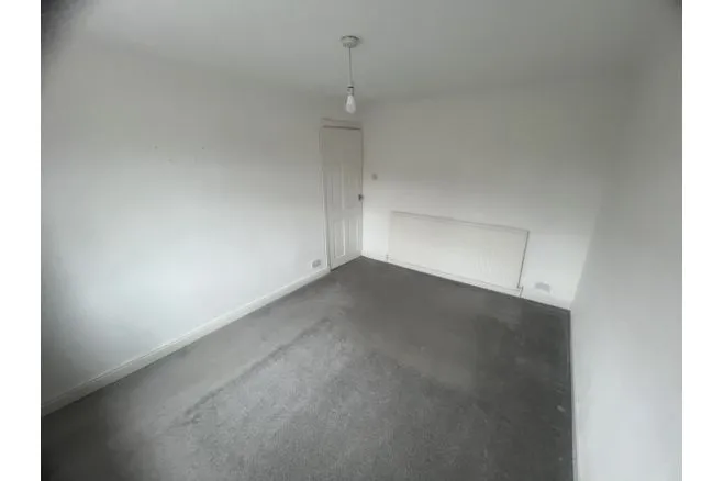 Hillside Drive, Manchester, photo 11
