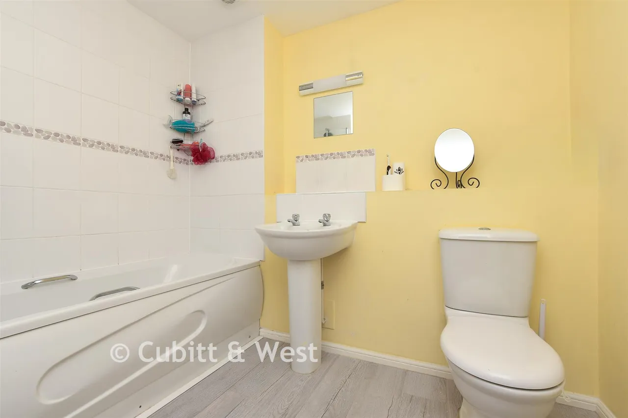 Stafford Rise, Caterham, CR3, photo 13