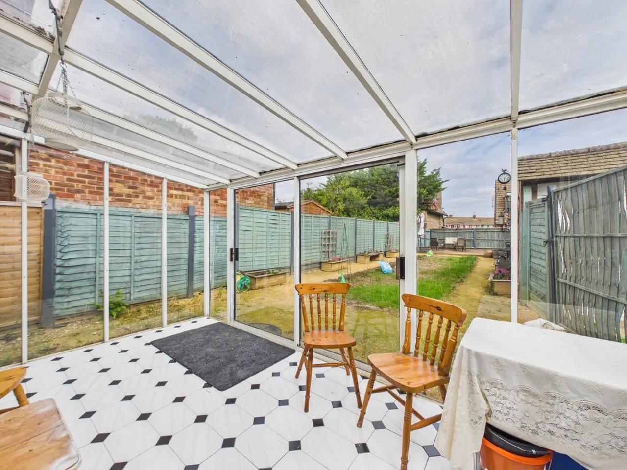 School Road, Ashford, TW15, photo 6