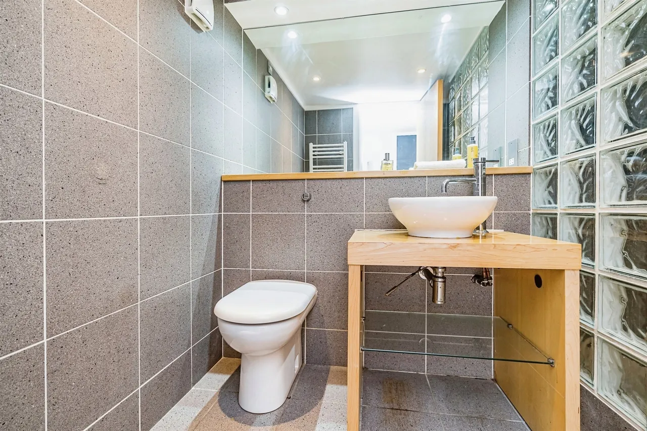 Metropolitan Lofts, Dudley, DY1, photo 13