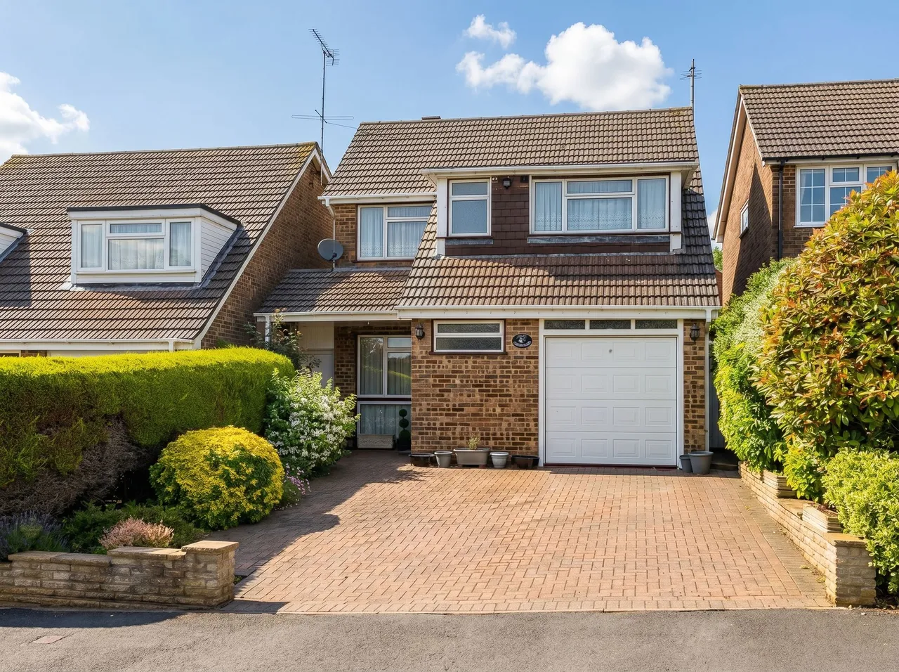 4 bed house for sale — Wickenfields, Ware, SG12 0XH