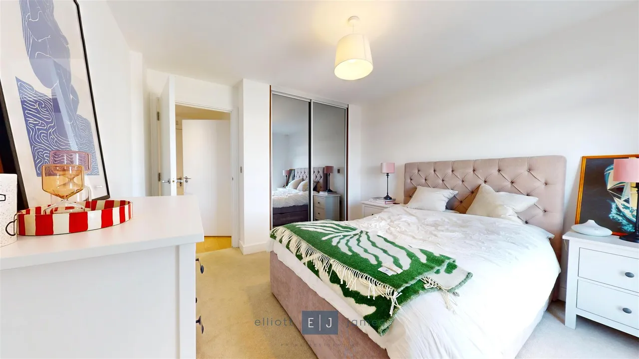 The Broadway, Loughton, IG10, photo 5
