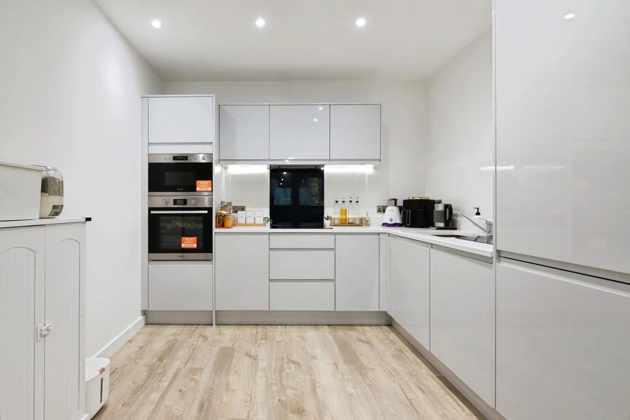 Teal Road, ILFORD, Essex, IG3, photo 9